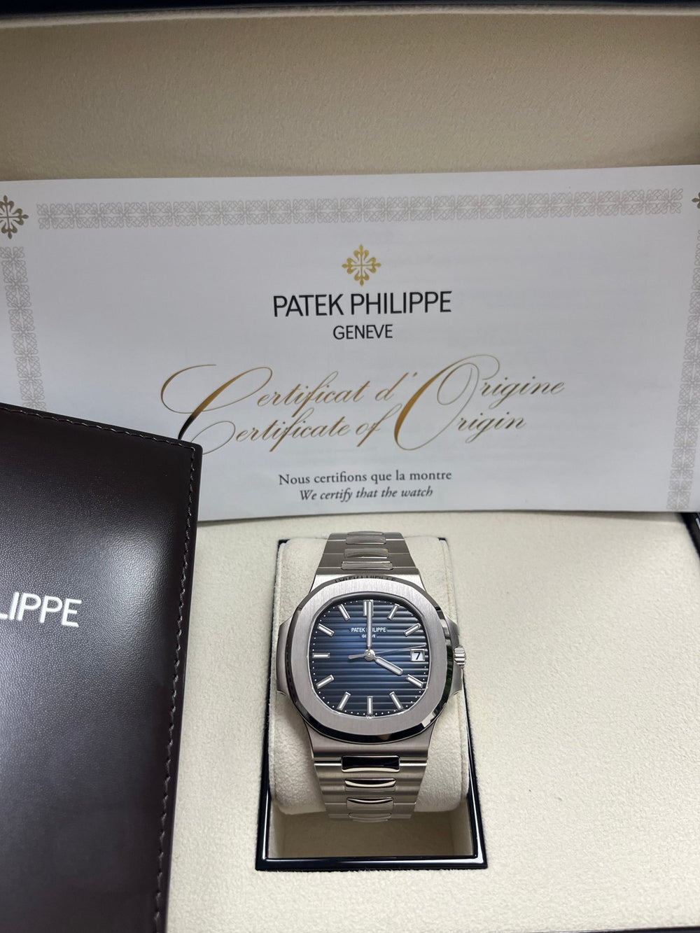 Patek Phillipe Nautilus Silver Metal Quartz Watch