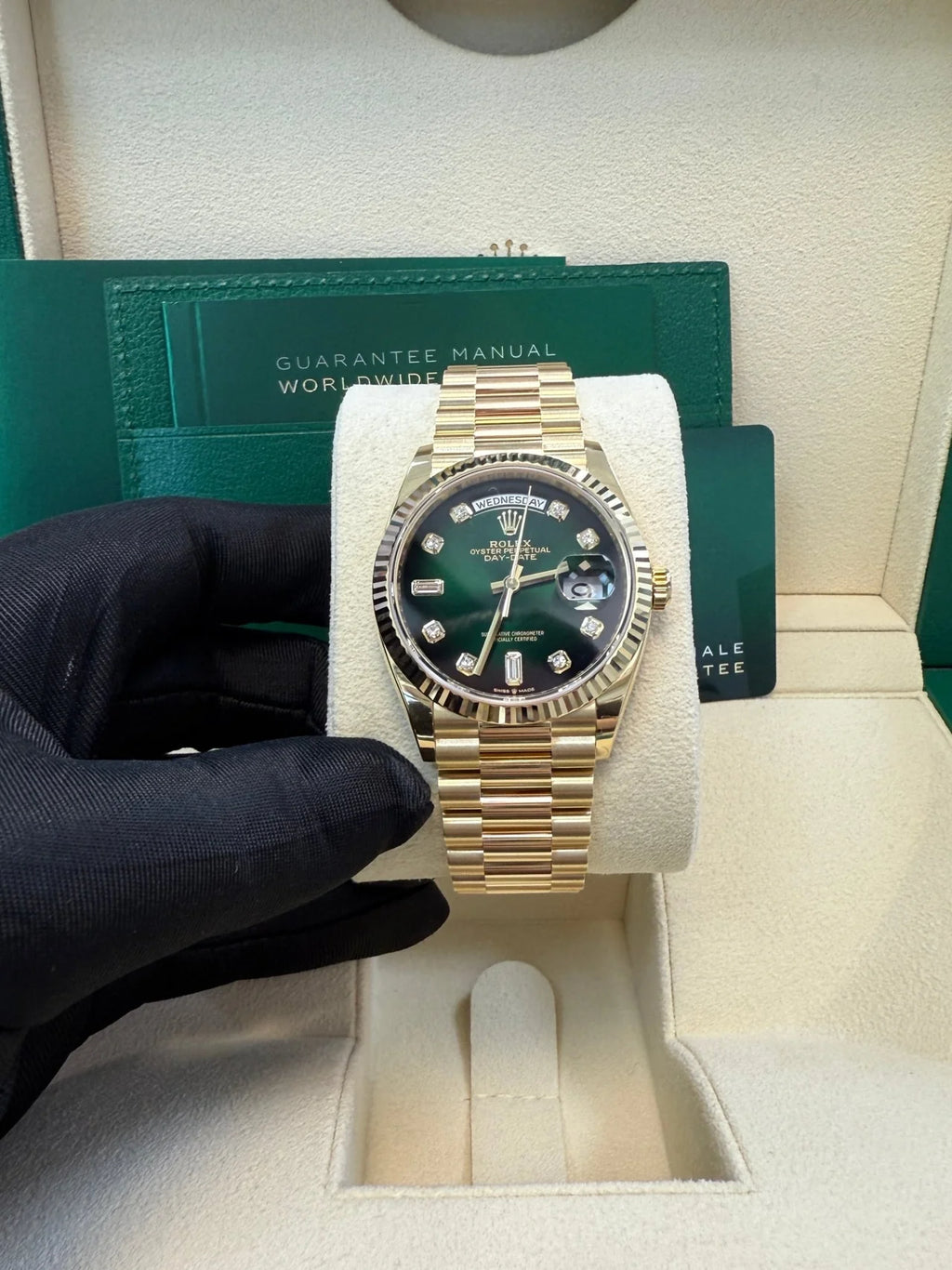 ROLEX DAYDATE GOLD GREEN DAIMOND VIRAT KOHLI EDITION